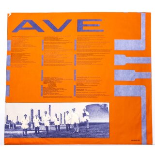 Gp Audio Wearing your name and a number or two when the minute's up, so are you but everybody knows, everybody knows. eur